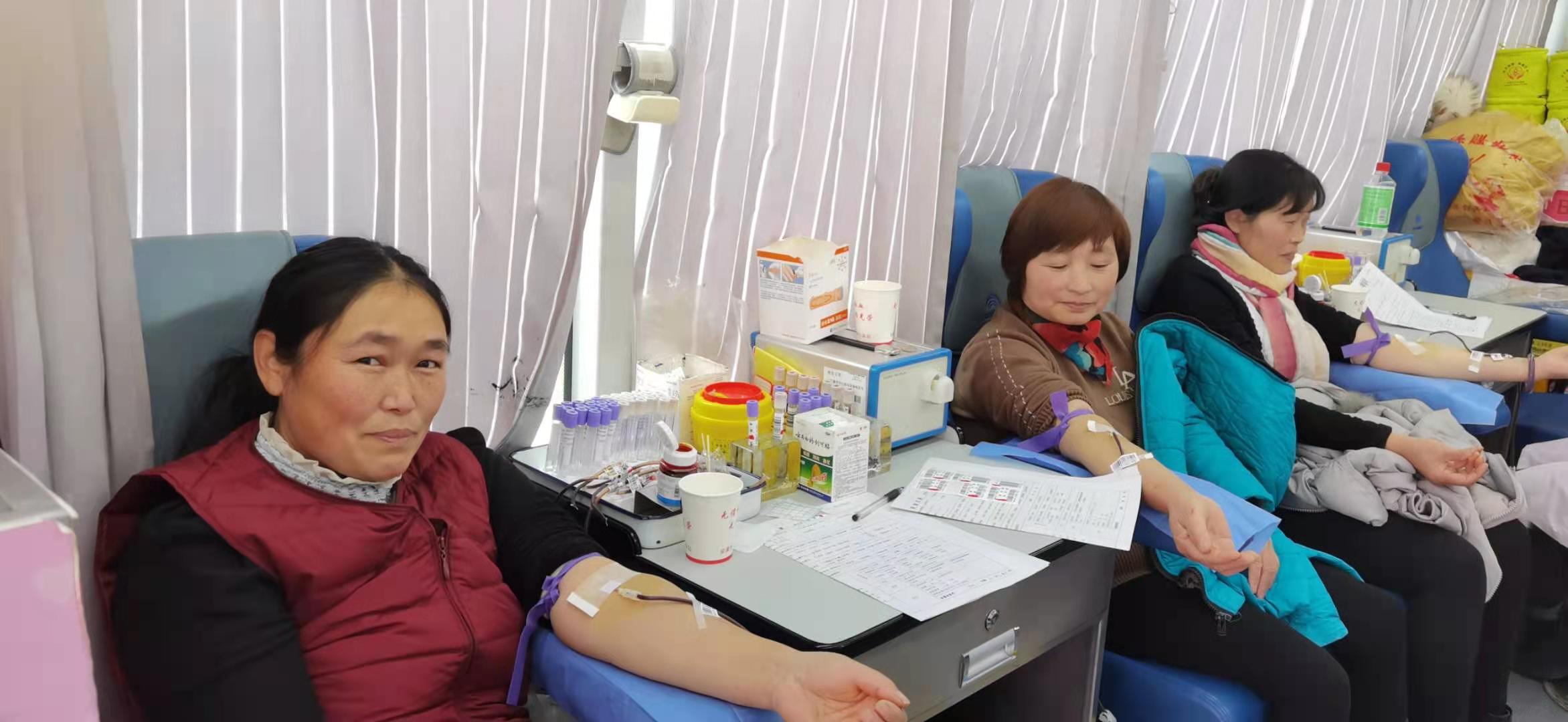 無償獻(xiàn)血，給這個(gè)冬天一份溫暖