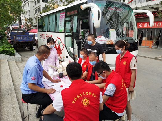 健康向上 熱心公益——旬陽縣甘溪鎮(zhèn)積極組織無償獻血活動